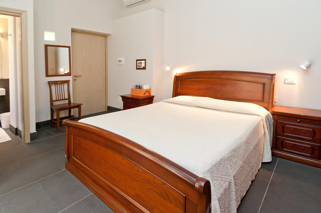 Maison d'hôtes La Sella Del Diavolo à Cagliari Chambre photo